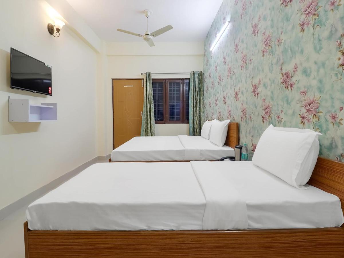 Oyo 84661 Lakshmi Home Stay Jhajra Экстерьер фото