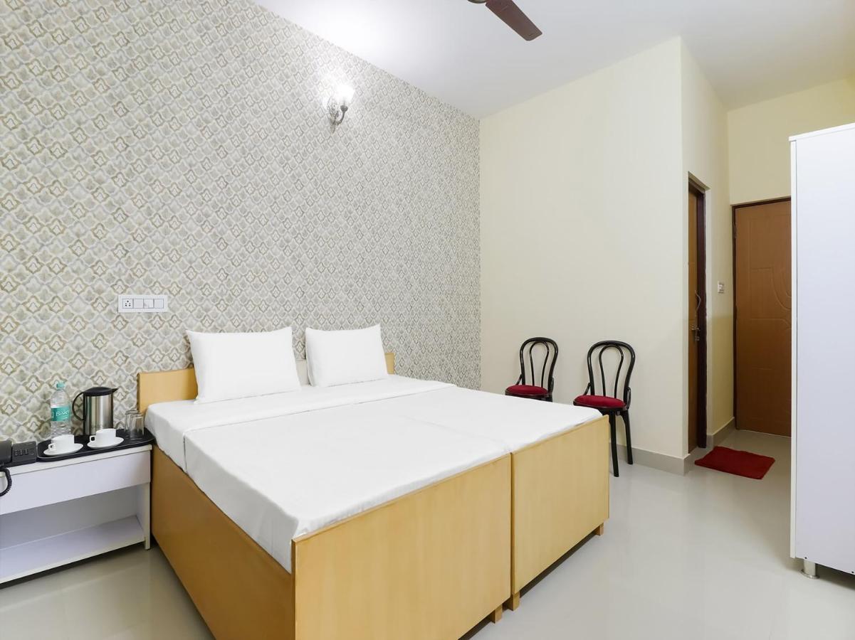 Oyo 84661 Lakshmi Home Stay Jhajra Экстерьер фото