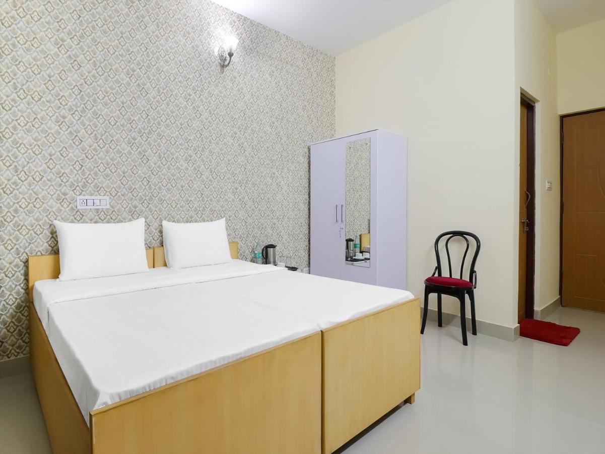 Oyo 84661 Lakshmi Home Stay Jhajra Экстерьер фото